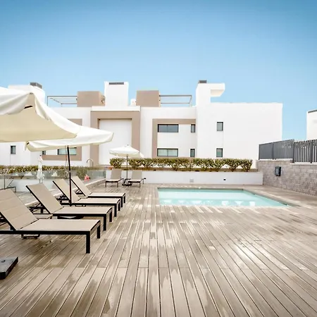 Sb311g - Modern & Well Connected 2 Bed Apartment Estepona