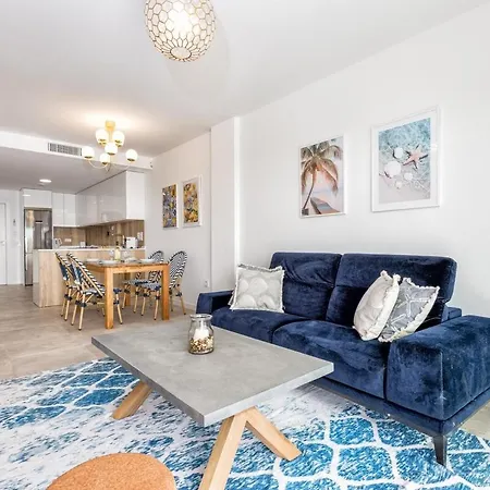 Sb3.11g - Modern Well Connected 2 Bed Apartment *