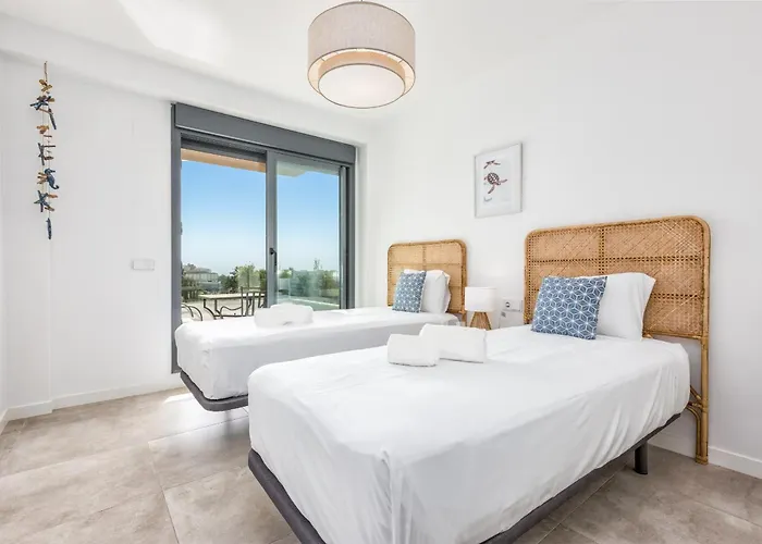 Sb311g - Modern & Well Connected 2 Bed * Estepona