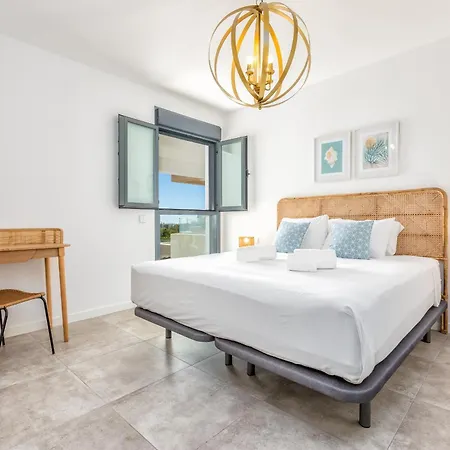 Sb311g - Modern & Well Connected 2 Bed *