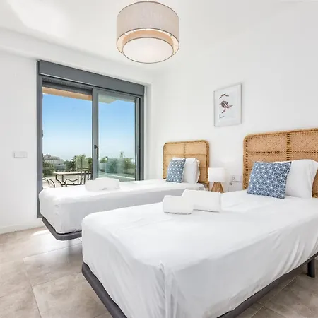 Sb311g - Modern & Well Connected 2 Bed * Estepona
